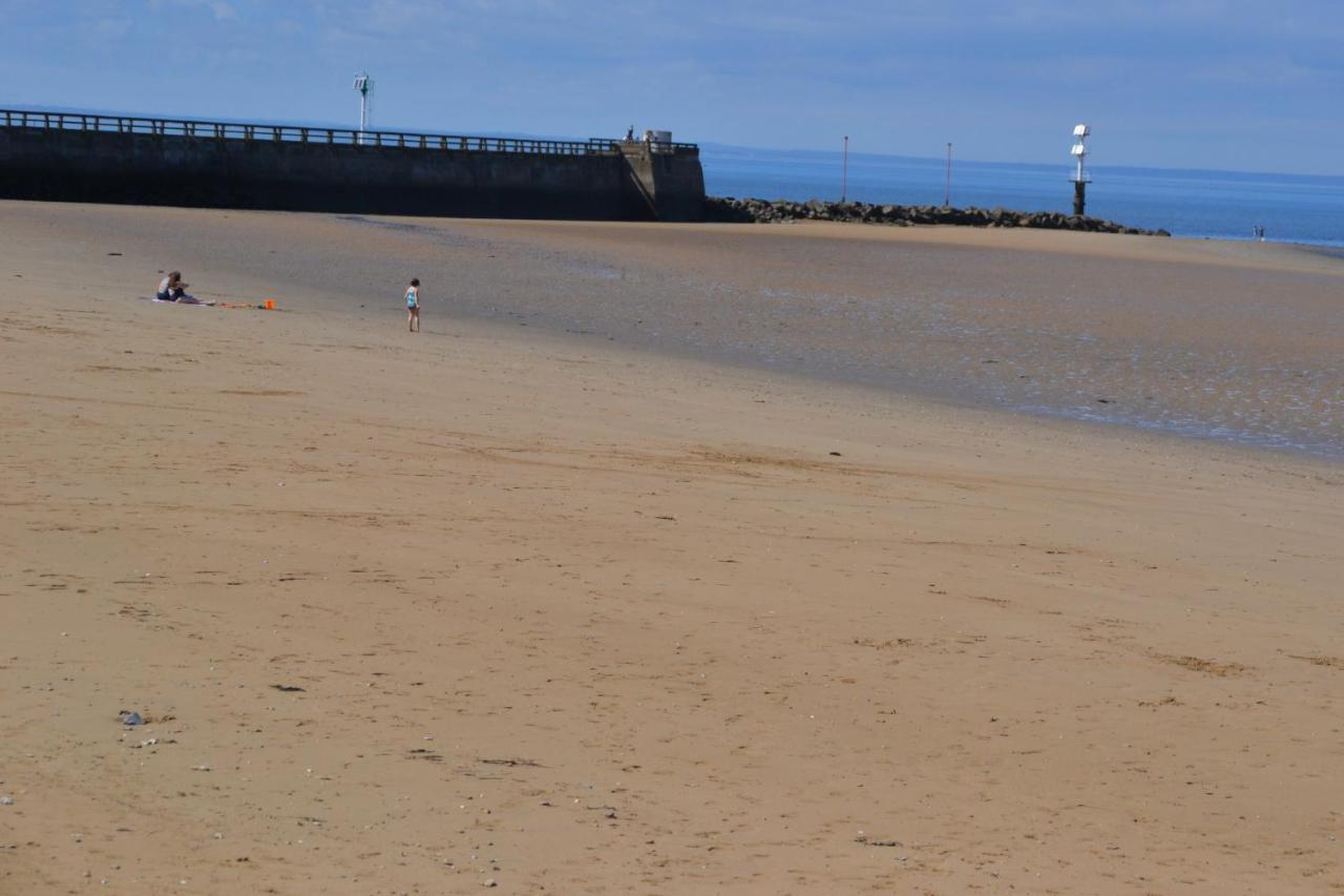 Gite "Au P'Tit Tourois" De Plain-Pied Tout Confort Avec Veranda Proche D'Omaha Beach Et De Bayeux Accueillant Les Animaux 外观 照片