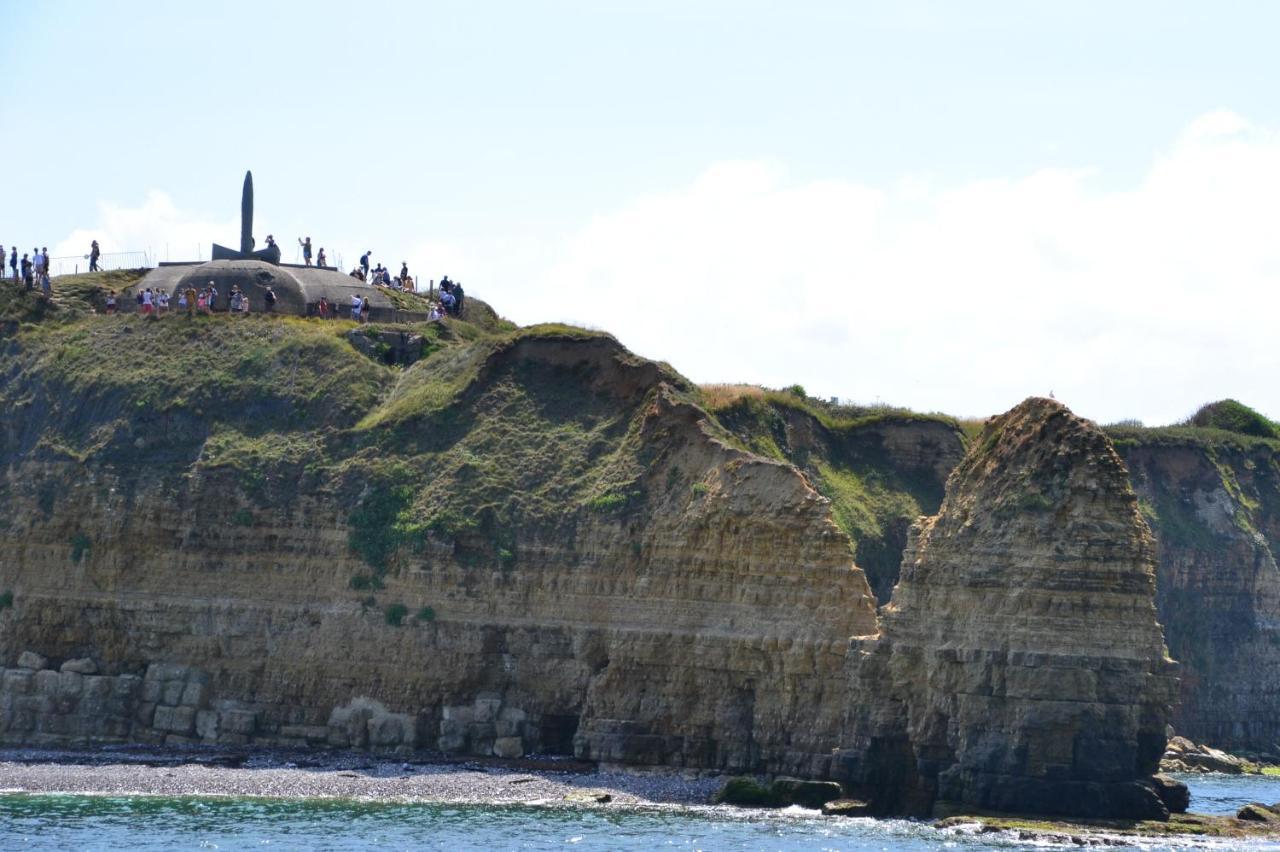 Gite "Au P'Tit Tourois" De Plain-Pied Tout Confort Avec Veranda Proche D'Omaha Beach Et De Bayeux Accueillant Les Animaux 外观 照片